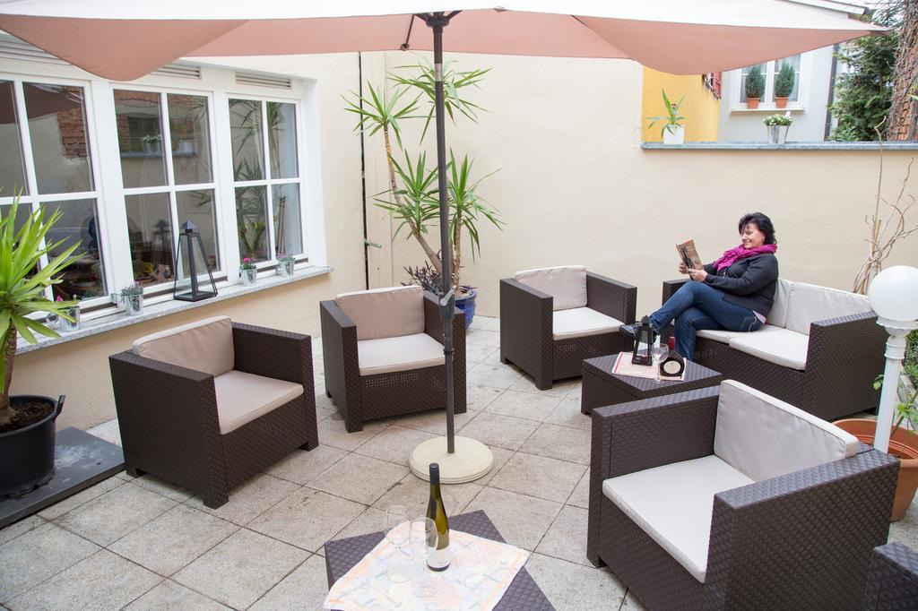 Hotel Garni Zum Hirschen Iphofen Εξωτερικό φωτογραφία